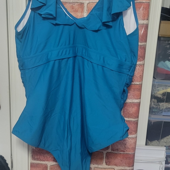 Women's plus size 20W one pcs. Ruffle collar turquoise swimsuit. New - Picture 5 of 7
